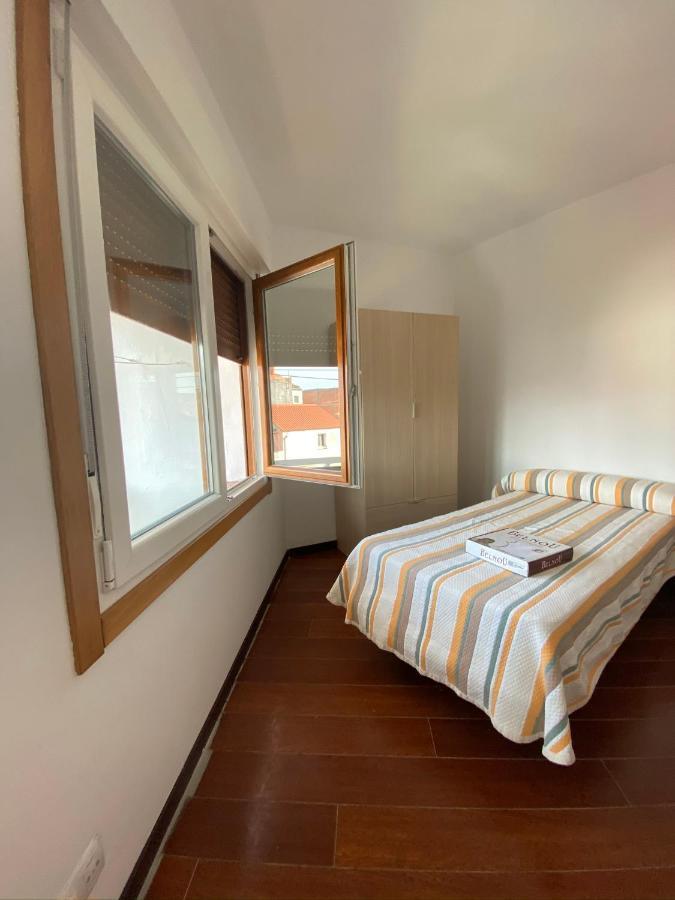 Amplio Apartamento En El Centro De О Грове Екстериор снимка